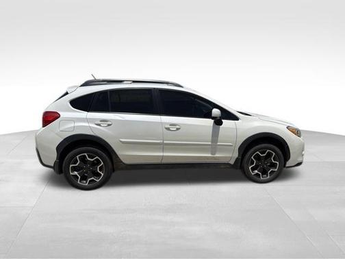 Satin White Pearl 2014 Subaru XV Crosstrek 2.0i Limited