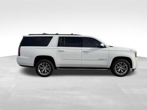 2017 GMC Yukon XL SLT