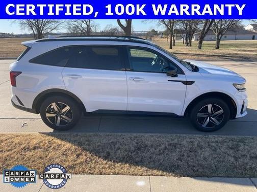 2022 Kia Sorento EX