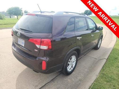 2014 Kia Sorento LX
