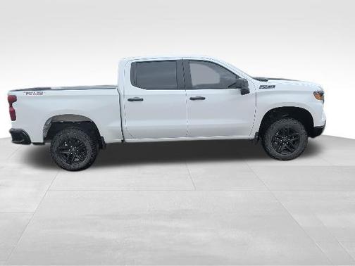 Summit White 2025 Chevrolet Silverado 1500 Custom Trail Boss