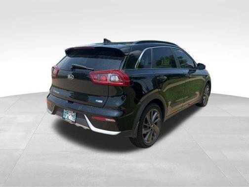 Aurora Black 2017 Kia Niro EX