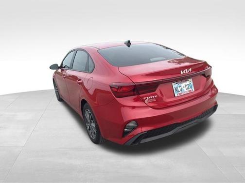 Currant Red 2023 Kia Forte LXS