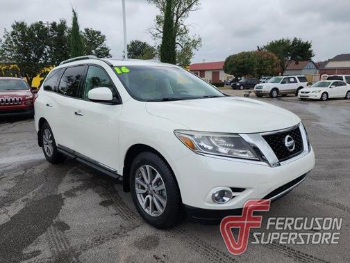 2016 Nissan Pathfinder SL