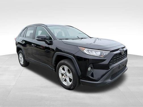 Midnight Black Metallic 2021 Toyota RAV4 XLE