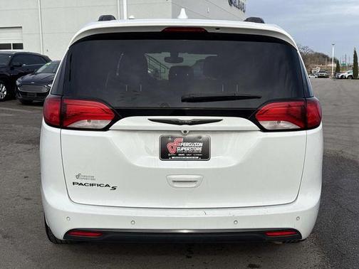 2018 Chrysler Pacifica Touring Plus