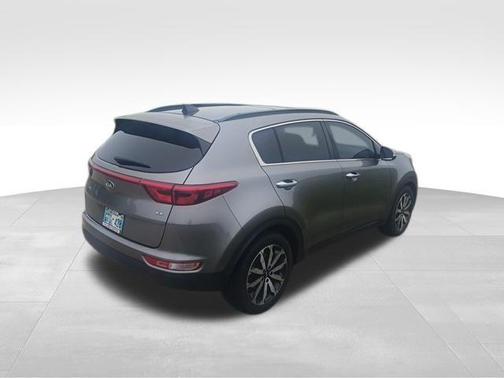Mineral Silver 2019 Kia Sportage EX