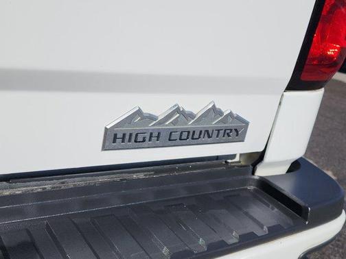 2016 Chevrolet Silverado 2500 High Country