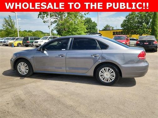 2014 Volkswagen Passat 2.5L S