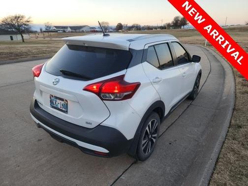 2019 Nissan Kicks SR