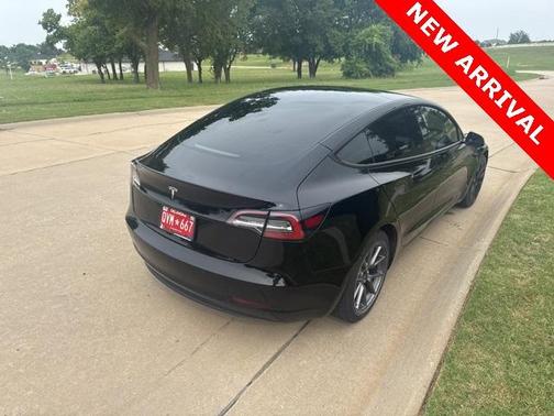 2022 Tesla Model 3 Base