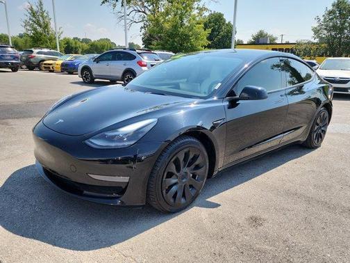 2022 Tesla Model 3 Base