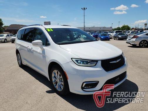 2021 Chrysler Pacifica Touring-L