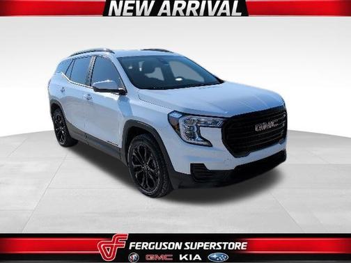 Summit White 2022 GMC Terrain SLE