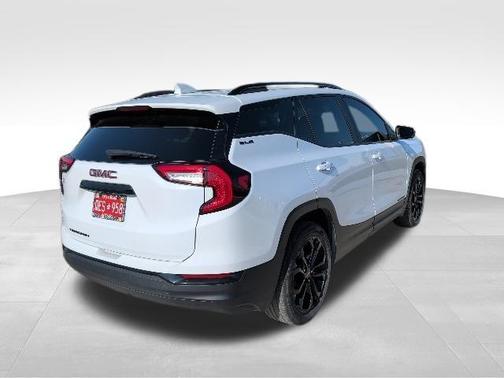 Summit White 2022 GMC Terrain SLE