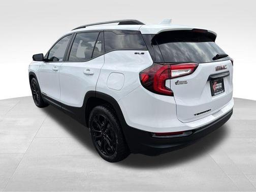Summit White 2022 GMC Terrain SLE