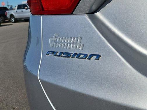 2013 Ford Fusion S