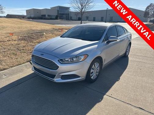 2013 Ford Fusion S