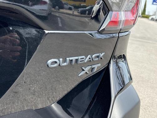 2024 Subaru Outback Onyx Edition XT