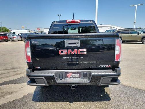 2022 GMC Canyon AT4 w/Leather