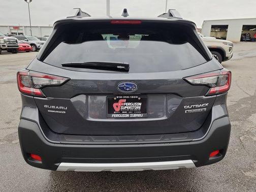 2025 Subaru Outback Touring XT