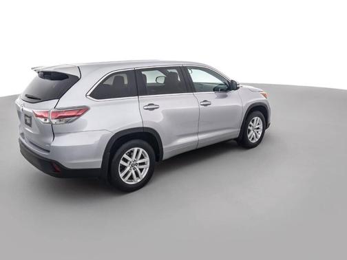 Silver 2016 Toyota Highlander LE