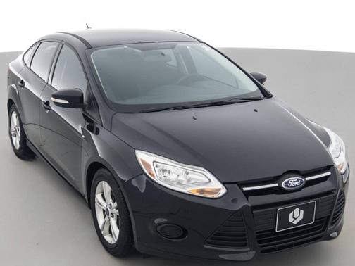 Black 2013 Ford Focus SE
