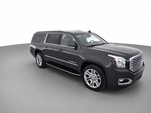 Gray 2018 GMC Yukon XL SLT