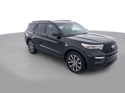 Black 2020 Ford Explorer ST
