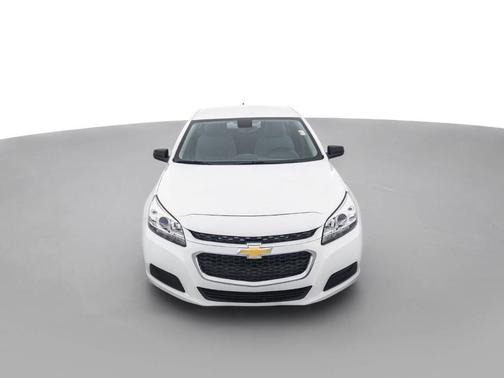 White 2014 Chevrolet Malibu 1LS