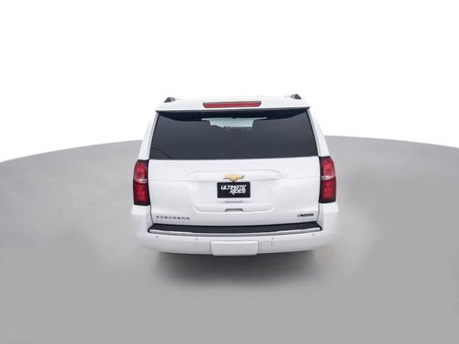 White 2017 Chevrolet Suburban Premier