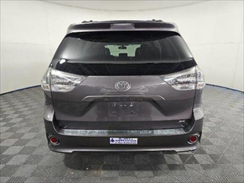 2013 Toyota Sienna SE