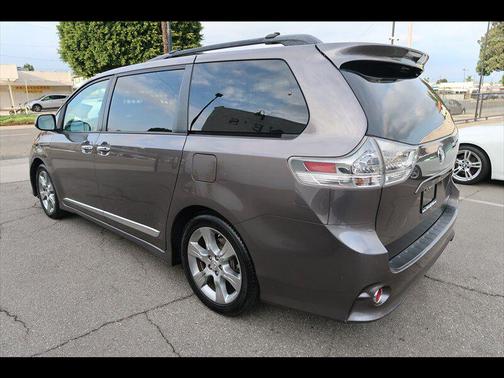 2013 Toyota Sienna SE