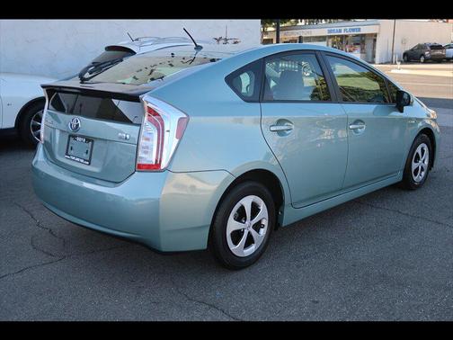 2014 Toyota Prius Two