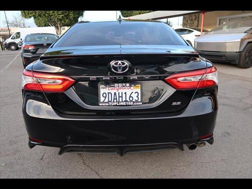 2020 Toyota Camry SE