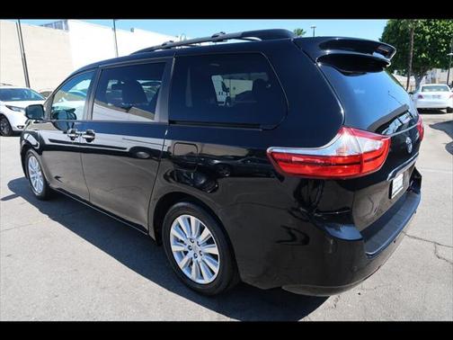 2017 Toyota Sienna Limited Premium