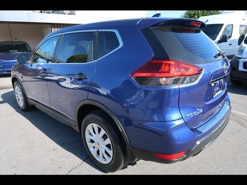 2017 Nissan Rogue S