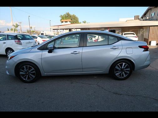 2021 Nissan Versa 1.6 SV