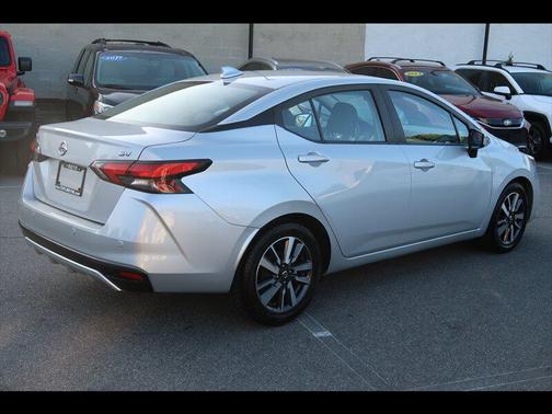 2021 Nissan Versa 1.6 SV