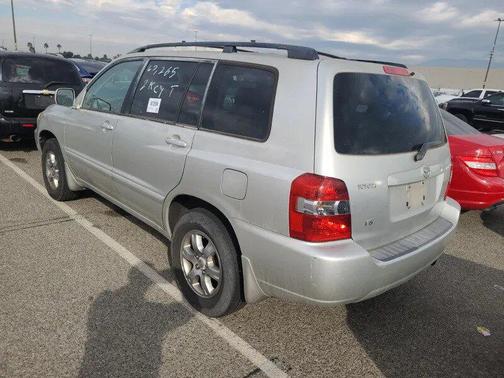 2005 Toyota Highlander Base