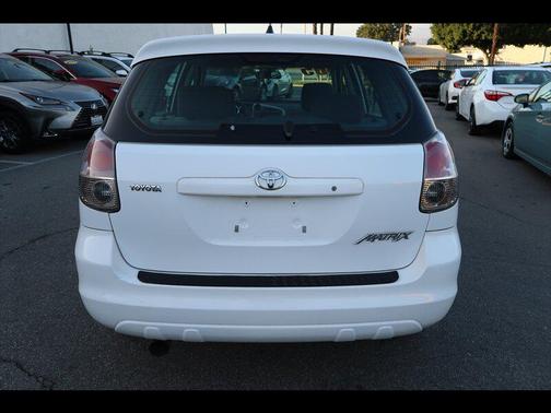 2005 Toyota Matrix Base