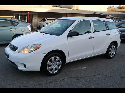 2005 Toyota Matrix Base