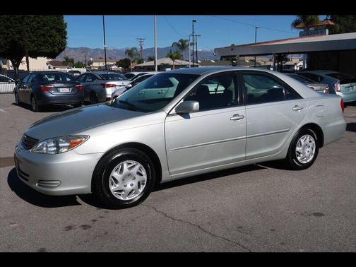 2002 Toyota Camry LE