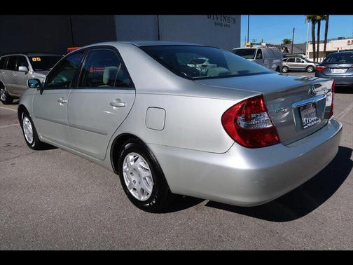 2002 Toyota Camry LE