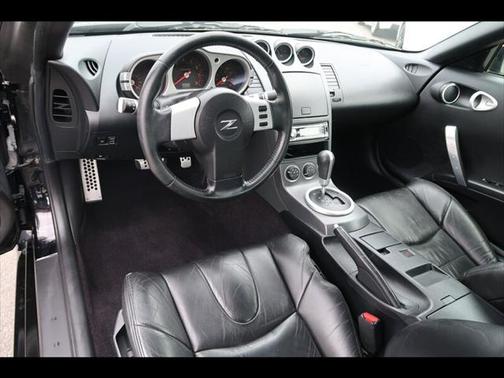 2004 Nissan 350Z Enthusiast