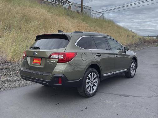 2018 Subaru Outback 3.6R Touring