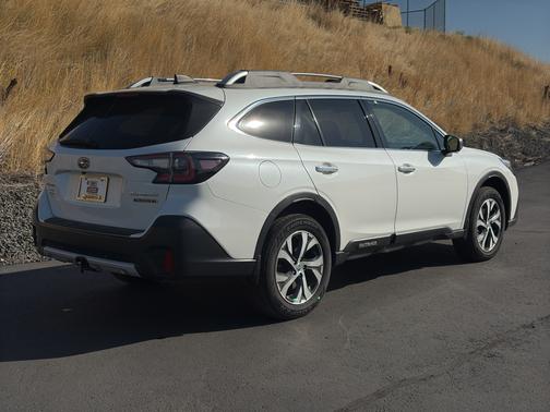 2020 Subaru Outback Touring XT