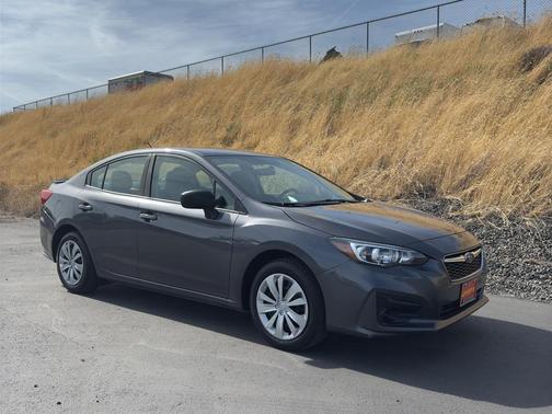 2018 Subaru Impreza 2.0i