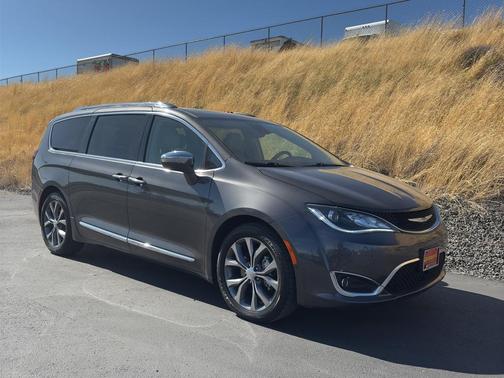 2018 Chrysler Pacifica Limited