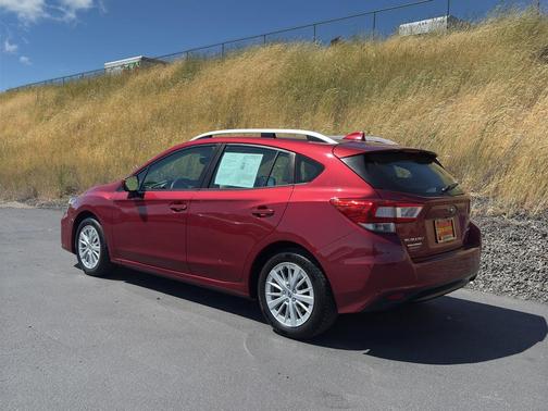 2018 Subaru Impreza 2.0i Premium